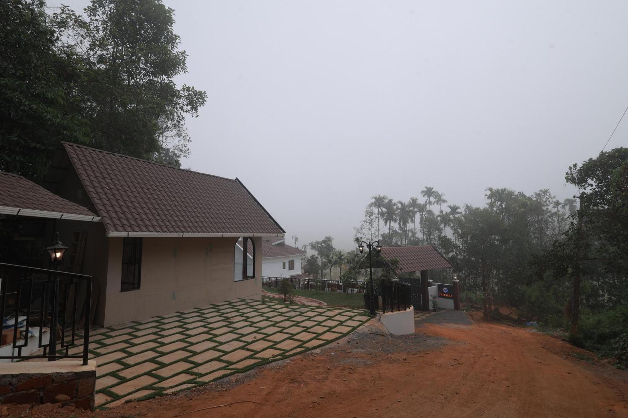 Tatvaura Resort Wayanad Padinjarathara Exterior foto