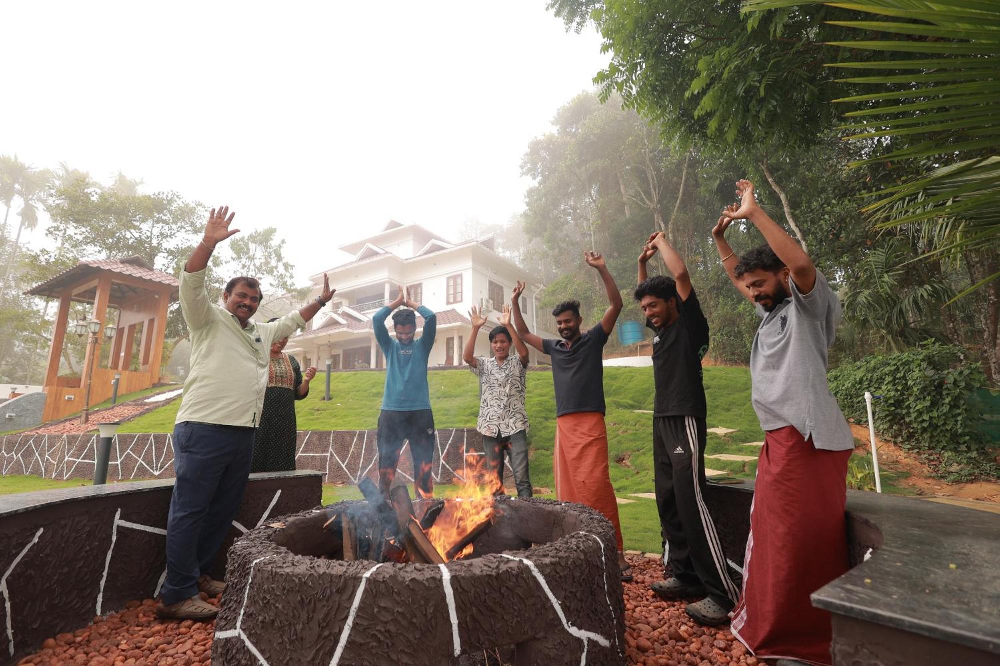 Tatvaura Resort Wayanad Padinjarathara Exterior foto